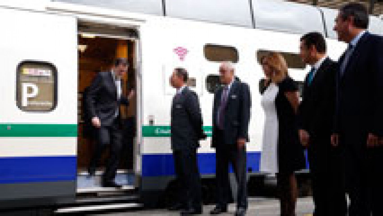 Informativo 24h: Rajoy anuncia que Renfe comprará 15 trenes AVE, lo que supondrá una inversión de más de 500 millones de euros | RTVE Play