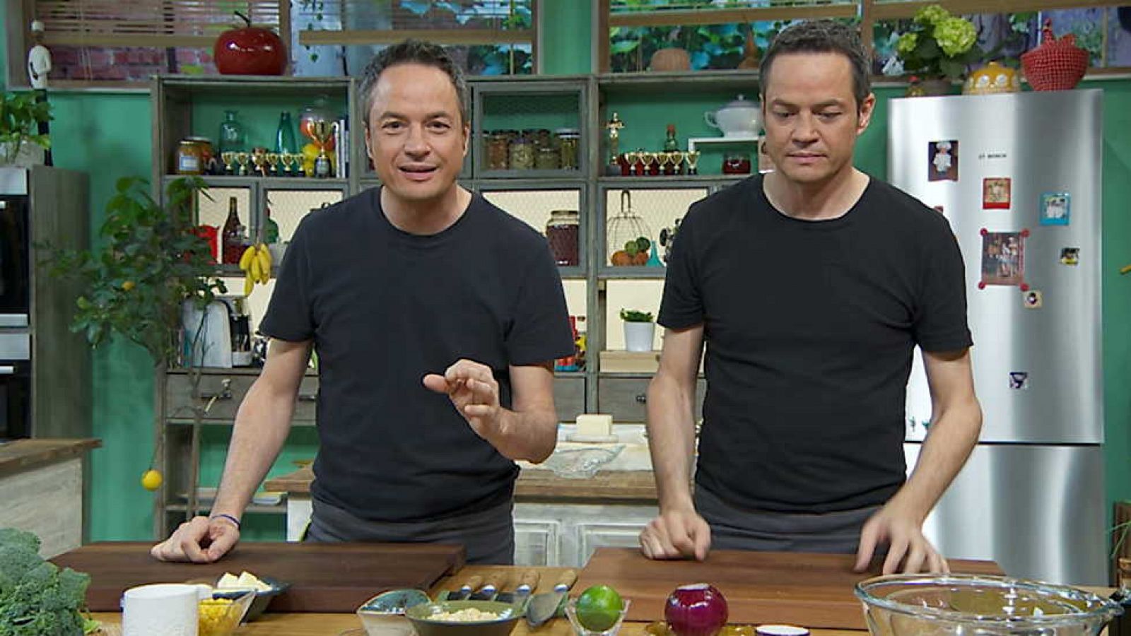 Torres en la cocina - Crema de brócoli y muslo de pavo relleno - ver ahora