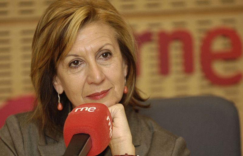 La diputada del Grupo Mixto y presidenta de UPyD, Rosa Díez, ha pedido en un entrevista en RNE un "gran pacto de Estado" entre Gobierno y oposición para salir de la crisis.