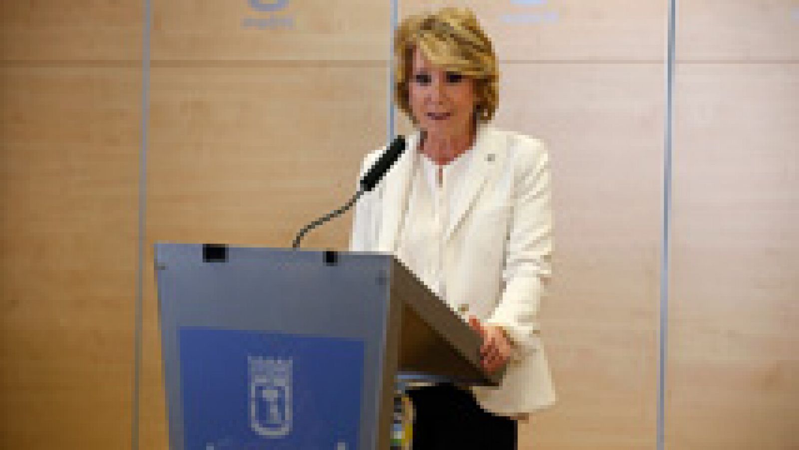 Esperanza Aguirre dimite por "no vigilar todo lo que debía" a Ignacio González