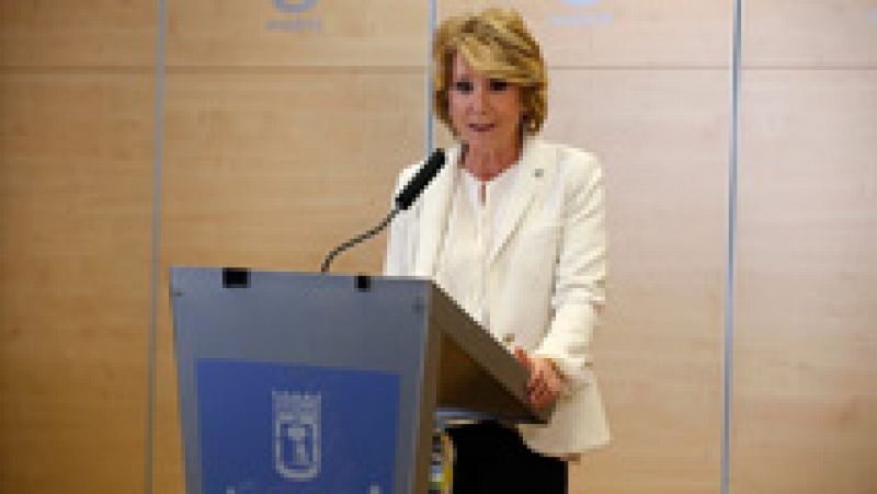 Esperanza Aguirre dimite por "no vigilar todo lo que debía" a Ignacio González
