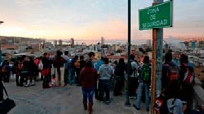 Telediario 1 - Un terremoto de magnitud 6,9 golpea Chile sin víctimas