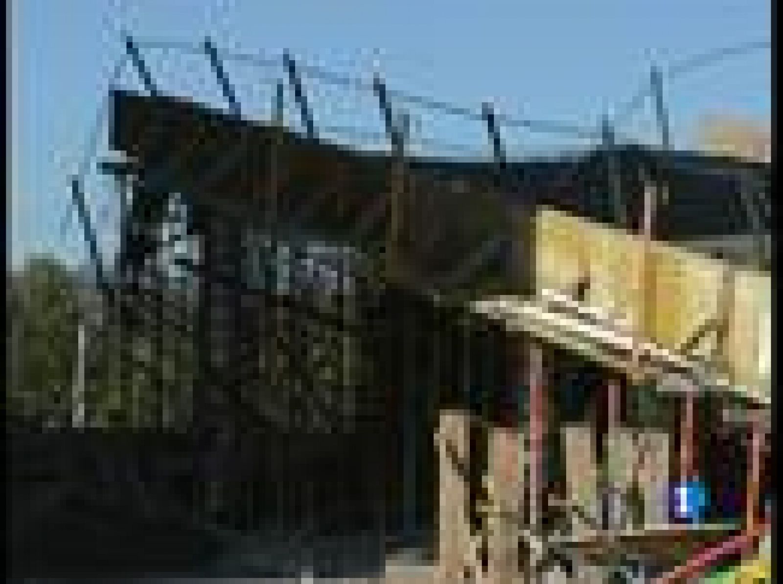 Un trabajador ha muerto al derrumbarse una rampa en construcción en Sant Sadurní d'Anoia, en Barcelona | Ver