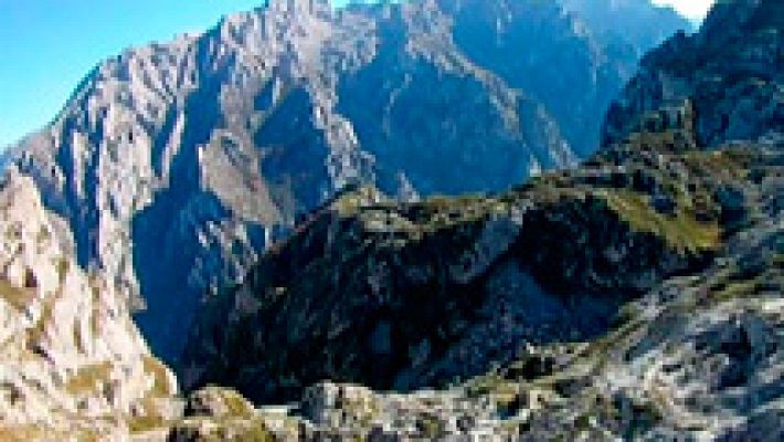 Telediario 1 - Encuentran muertos a los tres montañeros zamoranos perdidos en los Picos de Europa