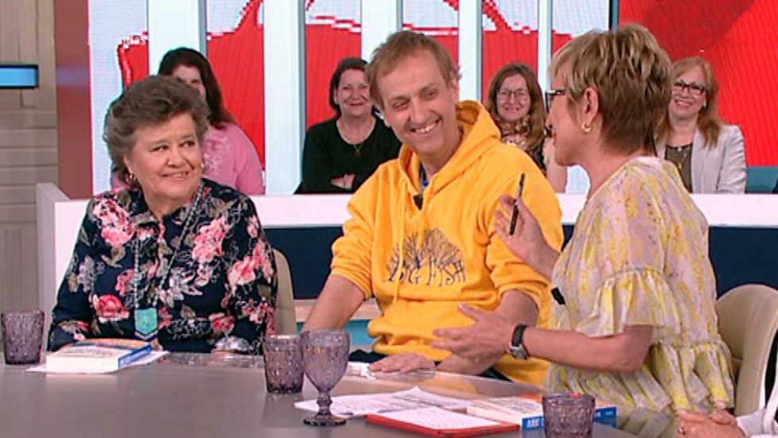 Amigas y conocidas - 26/04/17 - ver ahora