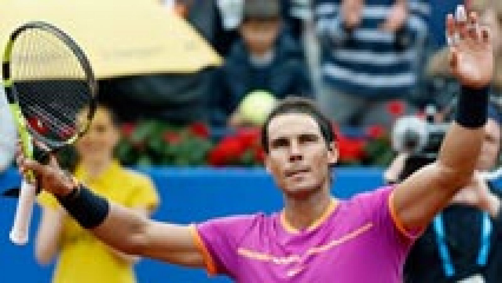 Nadal ejerce un debut arrollador en el Conde de Godó | Ver