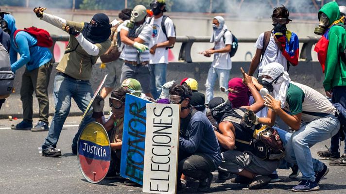 Telediario 1 - Las calles de Caracas viven una nueva jornada de protestas