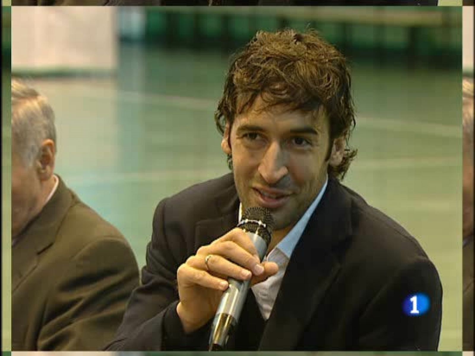 Raúl: 'Aún me queda cuerda para rato' | Ver