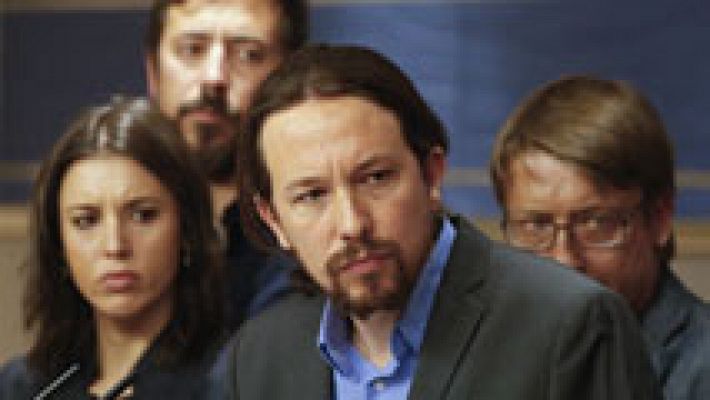 Informativo 24h - Podemos presiona al PSOE con una moción de censura contra Rajoy que los socialistas rechazan apoyar