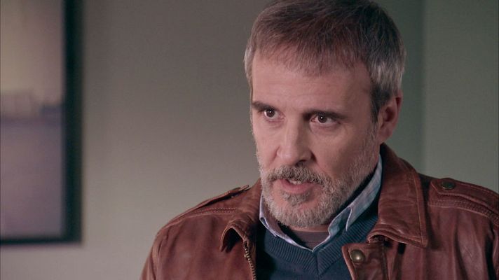 Servir y proteger - Elías no soporta a Quintero