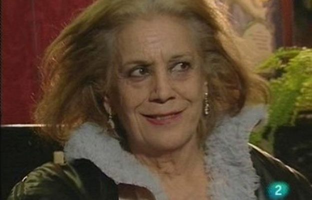 Miradas 2 - Regresa al teatro Terele Pávez