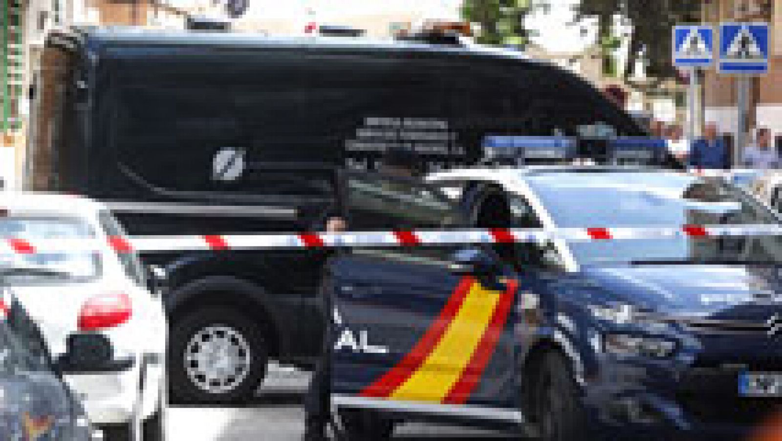 Telediario 1: Una mujer de 44 años y su hijo de 12 han sido asesinados en una vivienda de Alcobendas, en Madrid | RTVE Play