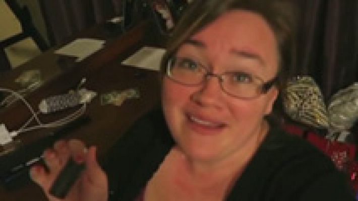 Telediario 1 - Unos padres pierden la custodia de dos de sus cinco hijos por gastarles bromas pesadas que emitían en Youtube