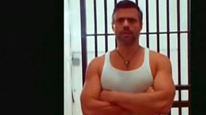 Informativo 24h - Venezuela - Leopoldo López graba un vídeo en la cárcel
