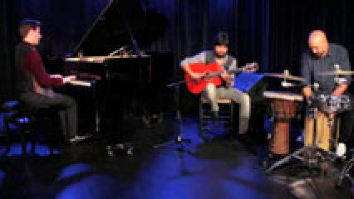 L'Informatiu - L'univers sonor de Chicuelo i Marco Mezquida a l'auditori