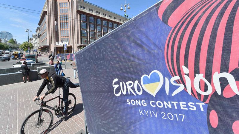 La expedición española en Eurovisión hace turismo en Kiev