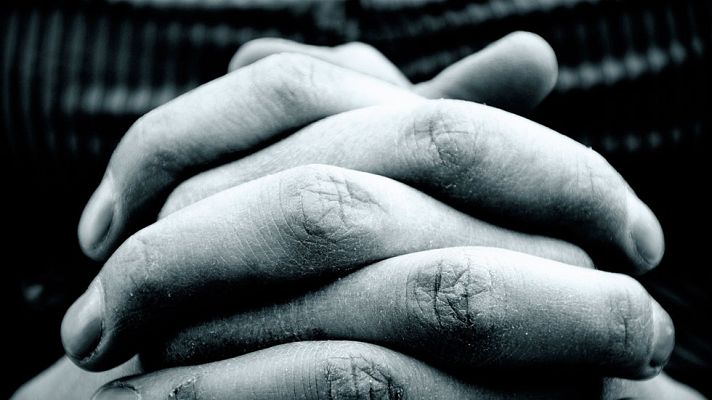 Telediario 1 - Identifican a un violador por las fofos de sus dedos