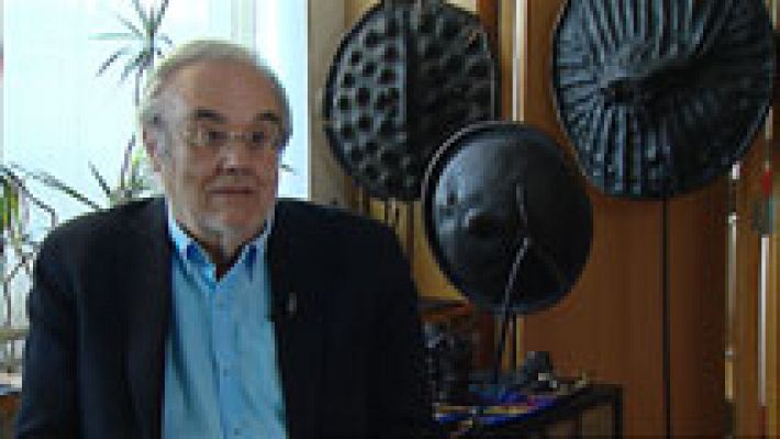 Telediario 1 - La Academia de Cine premia al director Gutiérrez Aragón por su libro "A los actores"