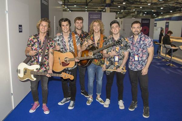 Eurovisión - Eurovisión 2017 - Raúl Amor, nos explica las claves del vestuario de Manel Navarro