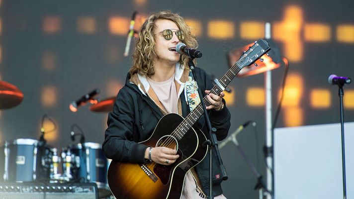 Eurovisión - Manel canta "Do it for your lover' en el Eurovillage