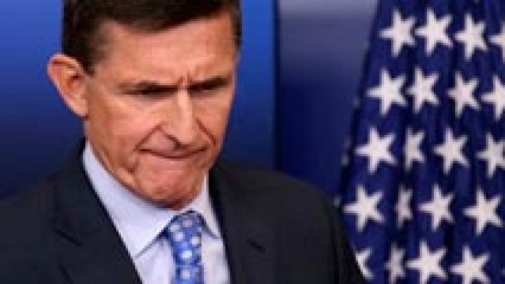 Senado de EEUU exige a Flynn documentos sobre Rusia