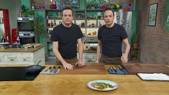 Torres en la cocina - Tomates rellenos y pescado picante