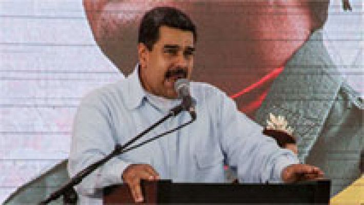 Maduro acusa a Rajoy de permitir una "agresión" al embajador venezolano en Madrid