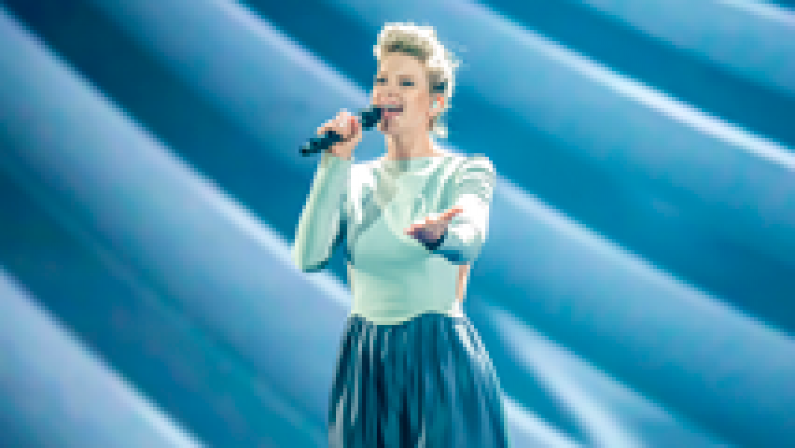 Eurovisión 2017 - Alemania: Levina canta 'Perfect life'