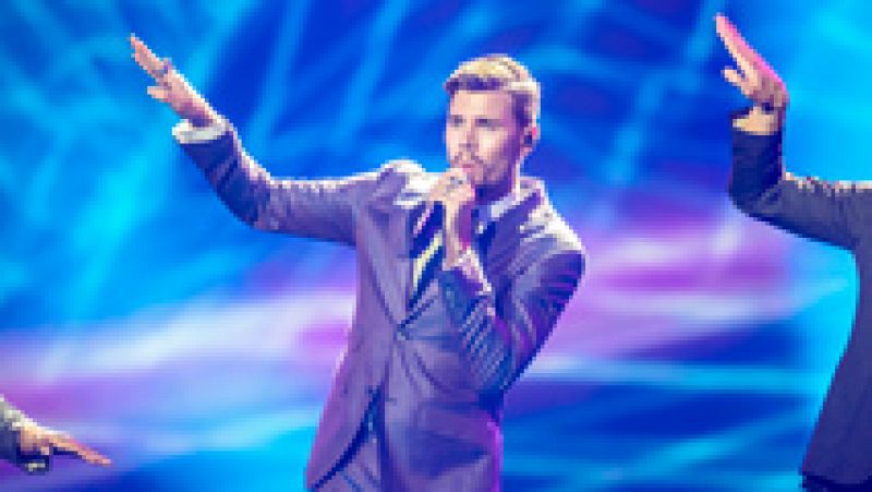Eurovisi�n 2017 - Suecia: Robin Bengtsson canta 'I can't go on'