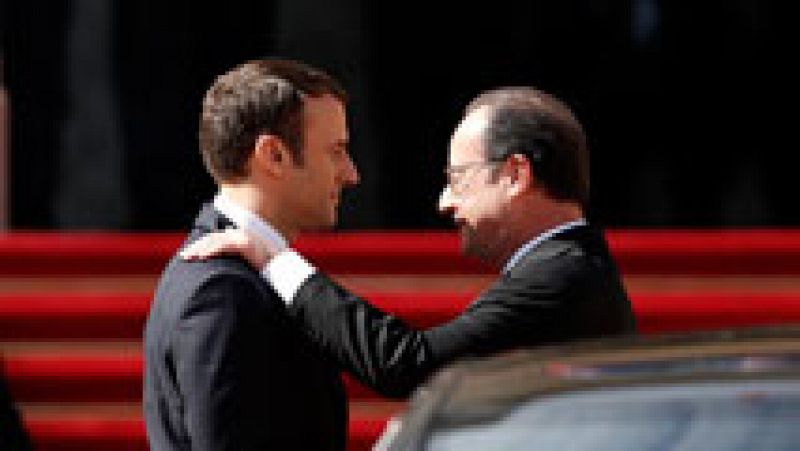 Macron toma posesión del cargo de presidente y Hollande abandona el Elíseo