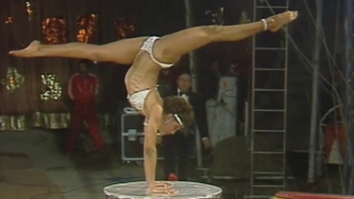 Programas y Concursos en el Archivo de RTVE - El gran circo de Bárbara Rey y Ángel Cristo - 10/05/1986