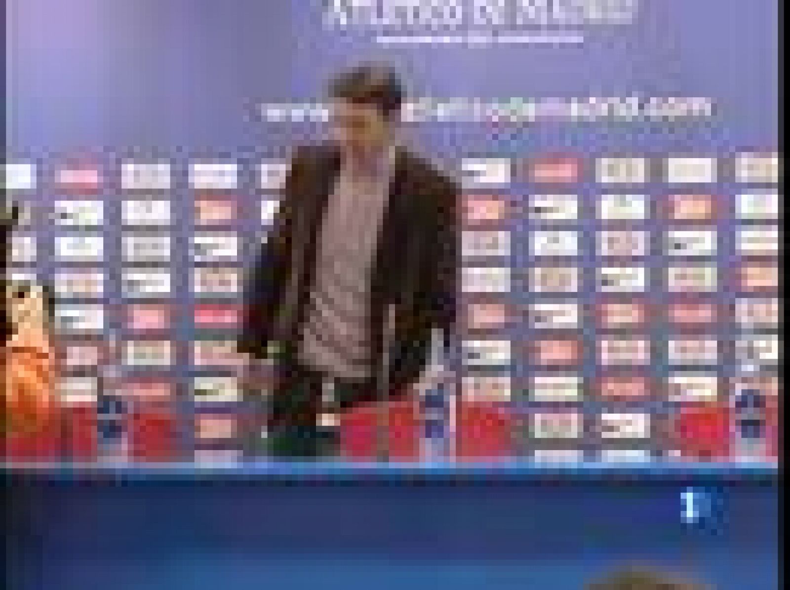 Abel Resino se estrena en el banquillo del Atleti ante el Recreativo, los rojiblancos no saben lo que es ganar en lo que va de 2009. Resino cree que el 'equipo está enchufado' y que hay 'predisposición' para hacer las cosas bien