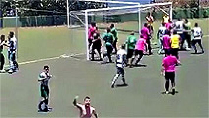 Brutal agresión a un árbitro en Tenerife