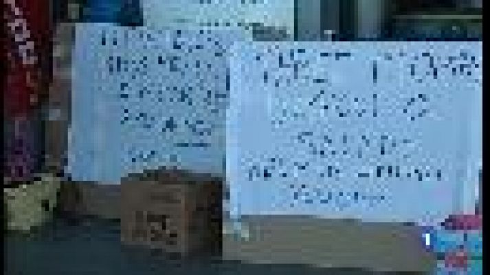 Informatiu Balear - Vaga indefinida de les treballadores de l'empresa de neteja Kle als aeroports de Maó i d'Eivissa