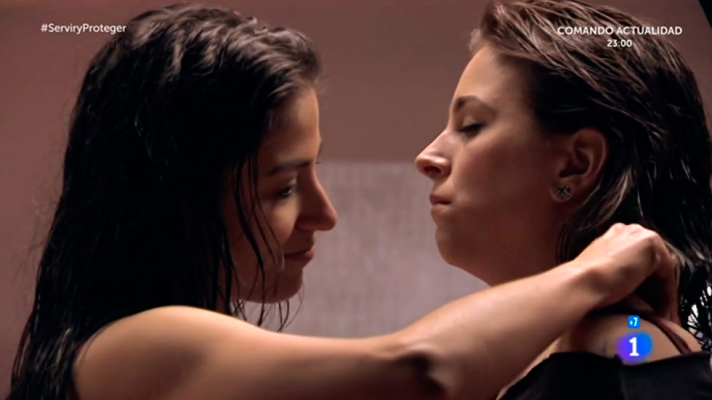 Servir y proteger - Laura rechaza a Nacha