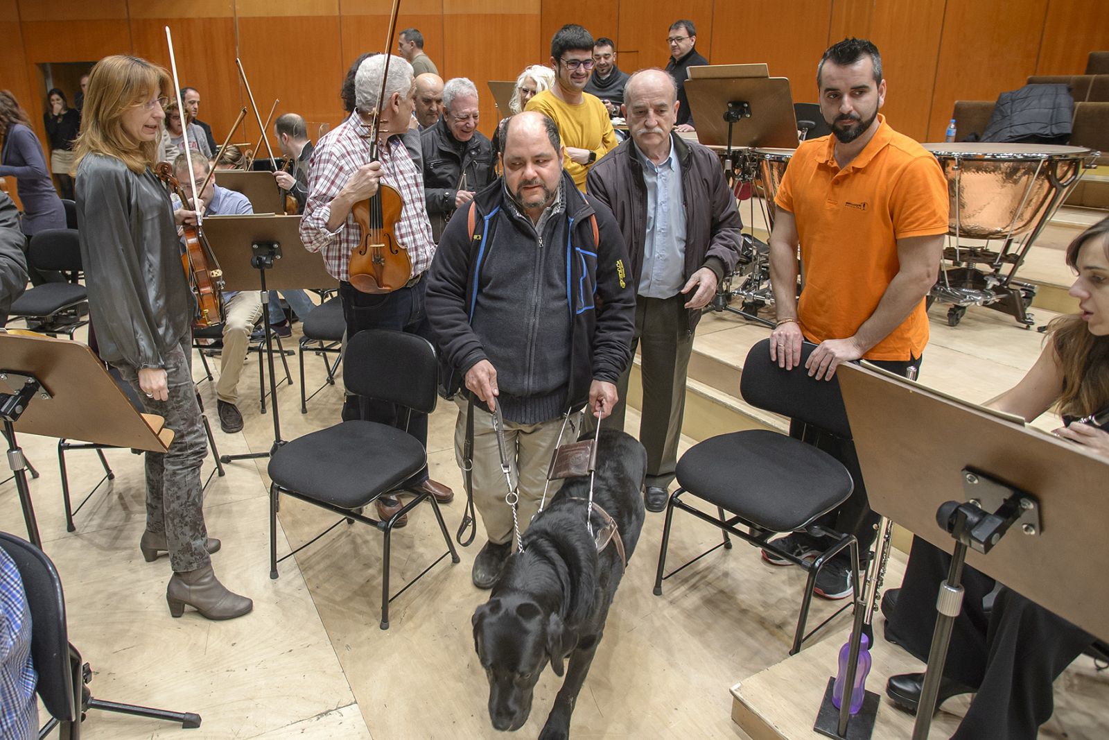 Invidentes en la Orquesta RTVE