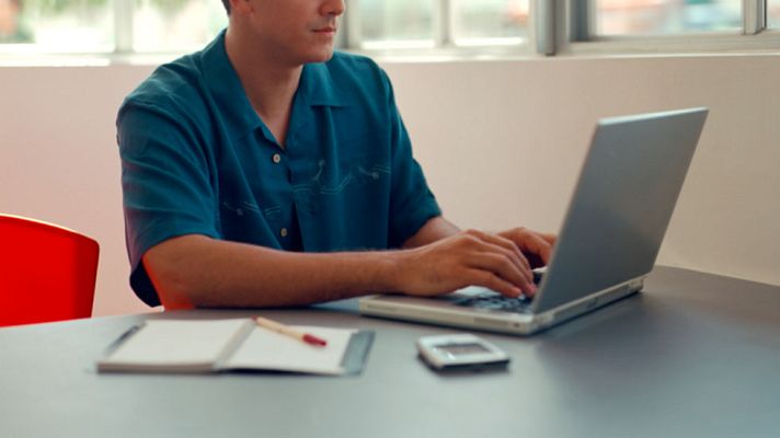 Telediario 1 - Internet y nuevas tecnologías contra la discapacidad