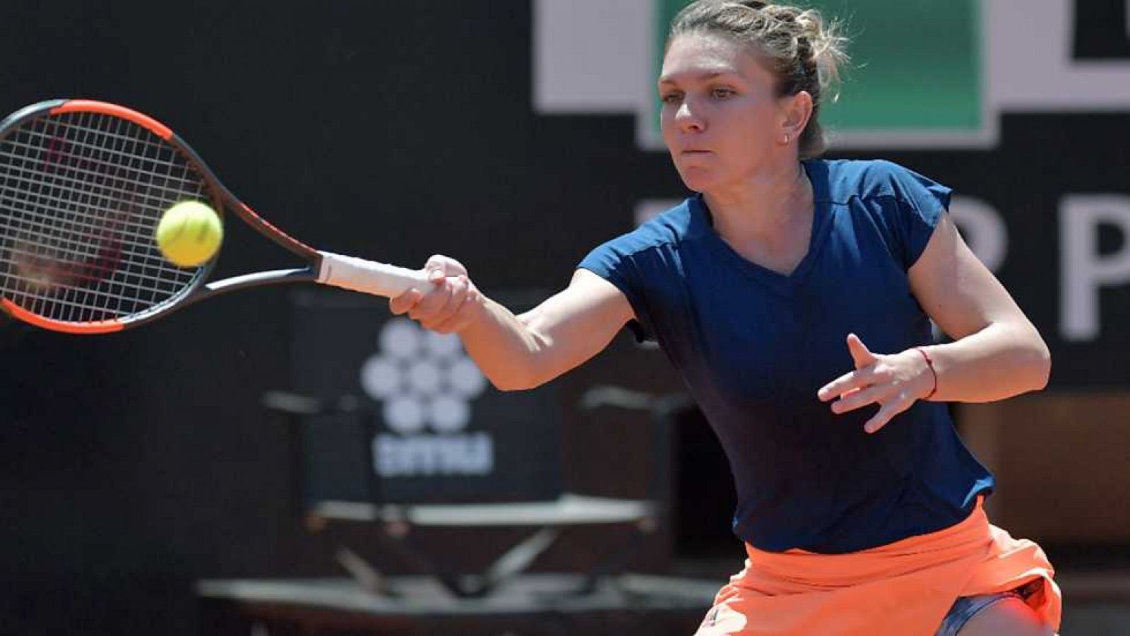 Tenis - WTA Torneo Roma (Italia) 1/4 Final: A. Kontaveit - S. Halep