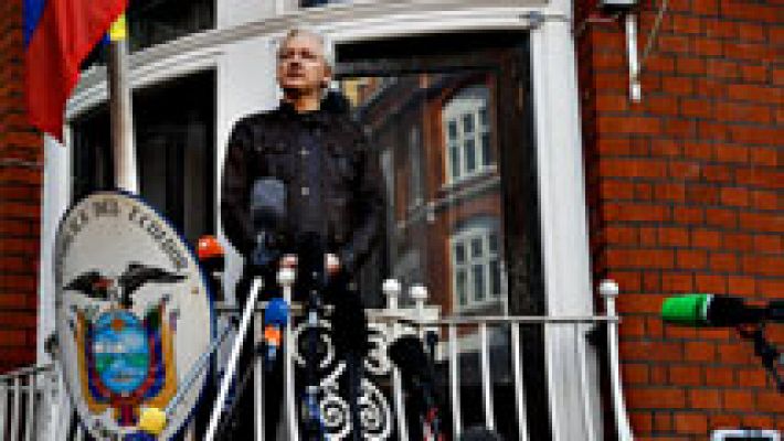 Assange califica de "victoria" la decisión de Suecia de cerrar la investigación contra él