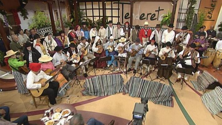 Tenderete - Tenderete - 21/05/2017 La A.F. Jardín de Corvo y el grupo Ayate, en Tenderete.