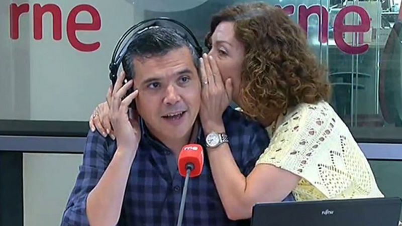 IX Concurso de Cortos RNE - Yolanda Flores y Alfredo Menndez te animan a participar - Ver ahora