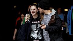 Asistentes al concierto y testigos del atentado en Manchester relatan escenas de "pánico", angustia y gran confusión