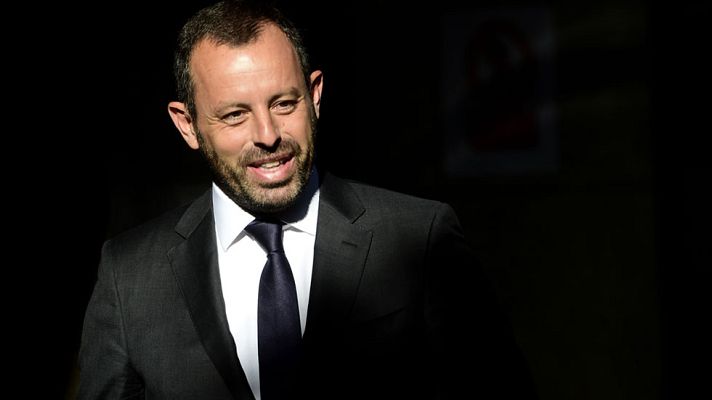 Telediario 1 - Detenido el ex presidente del Fútbol Club Barcelona, Sandro Rosell, por el presunto blanqueo de capitales
