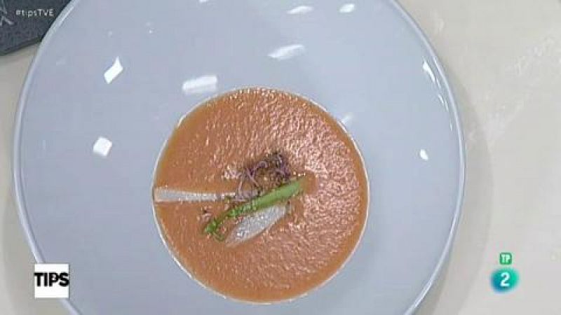 Tips - Cocina - Salmorejo con tallarines de esprrago blanco y verde