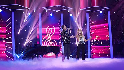 Marta Sánchez y Eduardo Fasanar arrasan con "Vivo por ella"