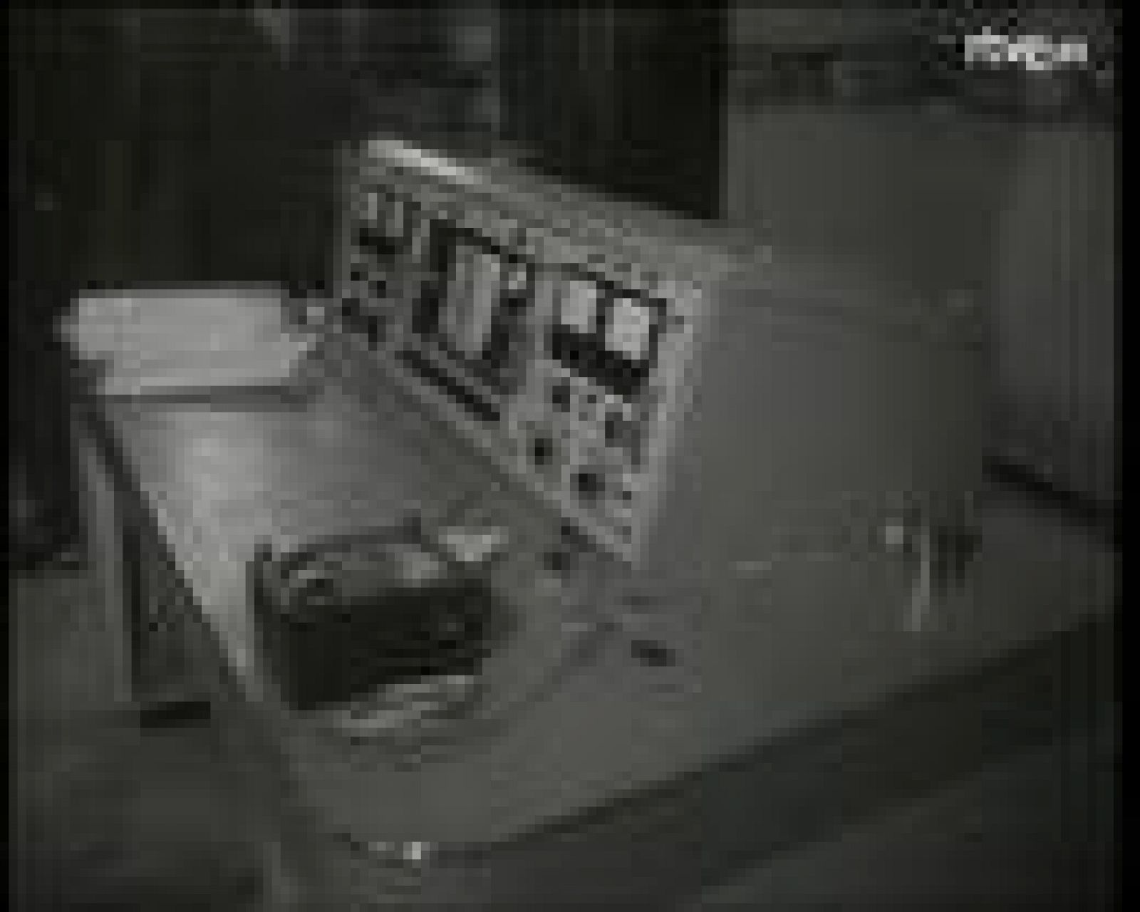 Sin programa: LLega la antena al Tibidabo, 1958 | RTVE Play