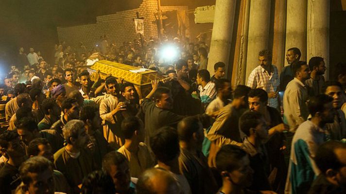  - Estado Islámico asume la autoría del tiroteo contra el grupo de cristianos coptos que ayer se dirigían a un monasterio en Egipto