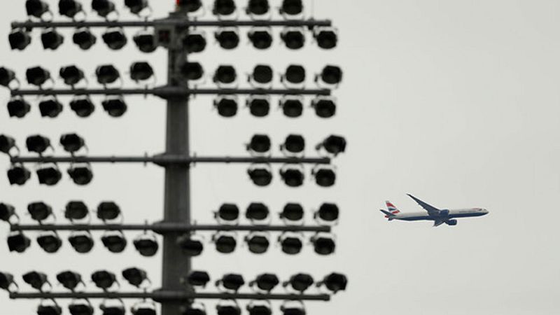 Segundo día de caos para muchos pasajeros de British Airways