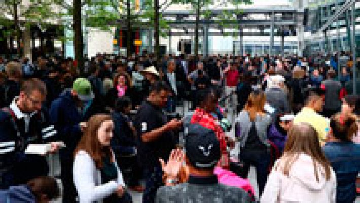 Telediario 1 - Caos en el aeropuerto londinense de Heathrow provocado por la caída del sistema informático de la compañía Brithis Airways