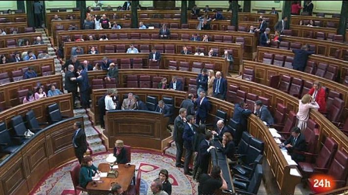 Parlamento - Fecha de la moción de censura